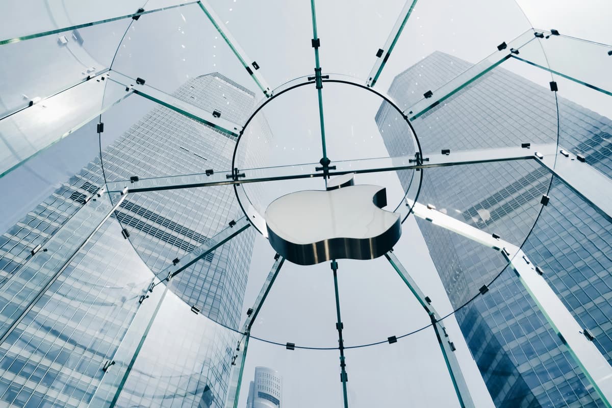 Apple гаджеттерді ойлау күшімен басқару мүмкіндігін тестілеп жатыр